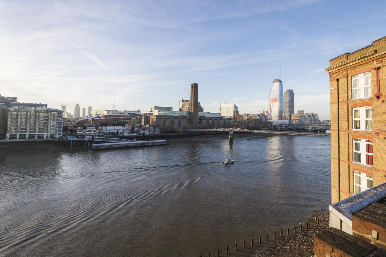 런던 Sublime Flat With Thames View 아파트 외부 사진