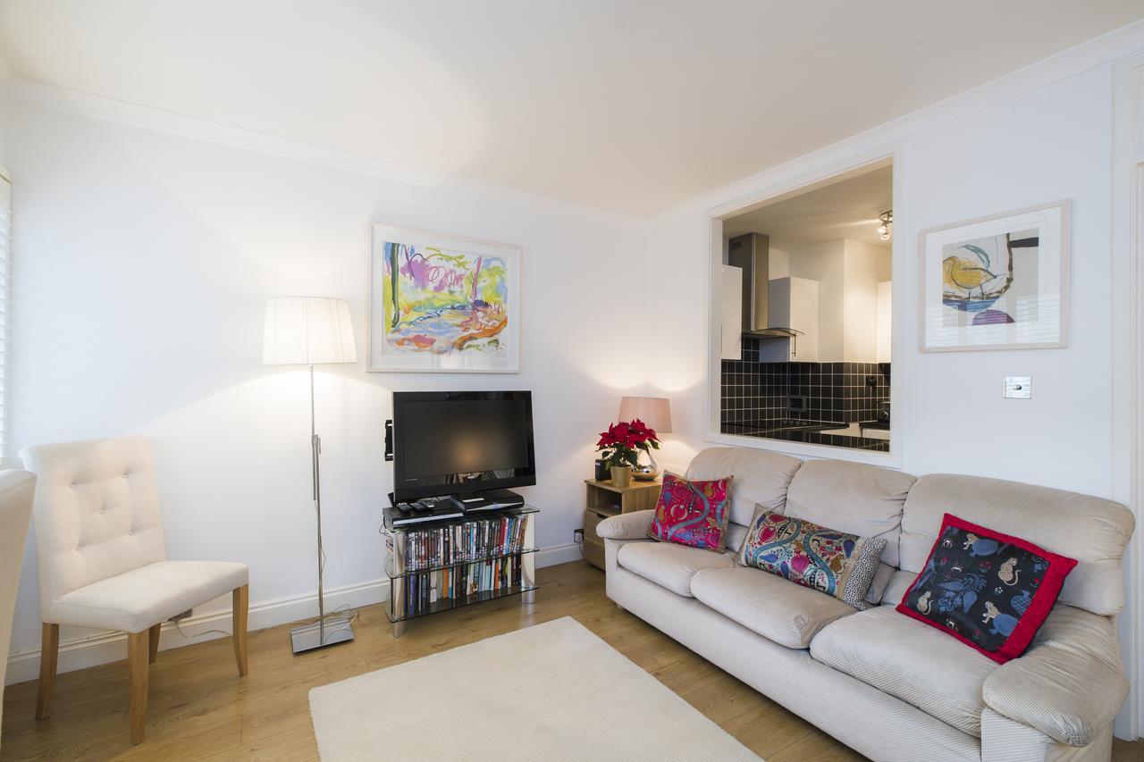 런던 Sublime Flat With Thames View 아파트 외부 사진